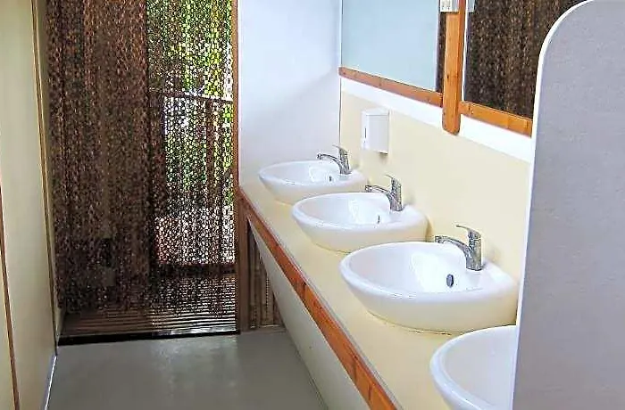 Eskapo Moalboal Hotel Badian
