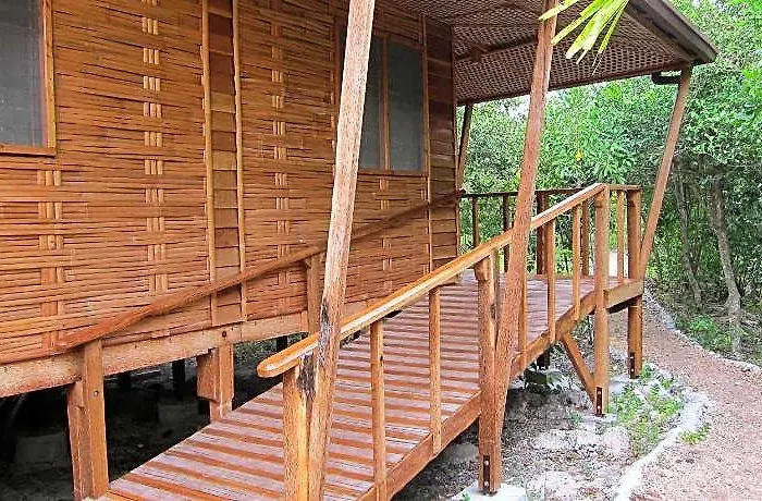 Eskapo Moalboal Hotel *